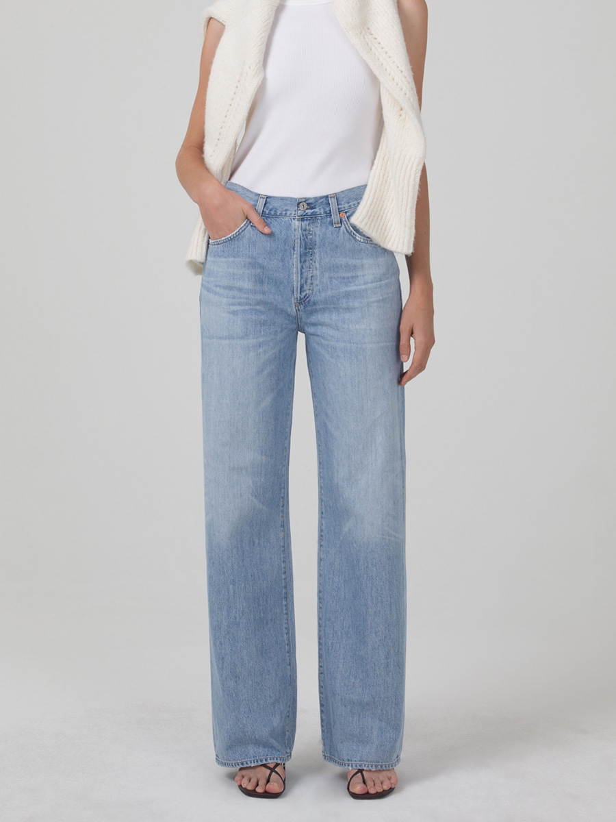 Wide-Leg Jeans