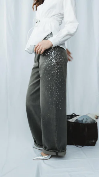 New drop, neue Vibes ✨

Entdecken Sie die neuesten Looks von REYERlooks - modern, edgy und ready für Ihren Alltag mit Stil. Jedes Piece setzt ein Statement und bringt frischen Wind in Ihre Garderobe.

Alle Styles sind bereits in unserem Store in Hallein erhältlich & auch bequem in unserem Onlineshop verfügbar 🛍️

Welches Piece ist Ihr Favorit? 👀 Lassen Sie es uns in den Kommentaren wissen & markieren Sie jemanden, der diesen Style lieben wird!

#reyerlooks #springfashion