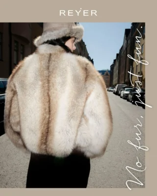 No fur, just fun. 🤎

Von kuscheligen Jacken und Statement-Mänteln bis hin zu flauschigen Accessoires - Faux Fur macht selbst schlichte Looks zum Fashion-Statement. 🧥☁️

Ob all-over fluffy oder als kleines Detail: Diese Styles bringen extra Texture, Wärme und jede Menge Fashion-Vibes in Ihre Herbst- und Wintergarderobe. 🤍🍂

Welcher Faux-Fur-Look ist Ihr Favorit? 👀 Kommentieren Sie LINK und wir schicken Ihnen die Styles direkt per DM! 💌

#reyerlooks #fauxfur #autumnstyle #winterfashion #fashionstyle